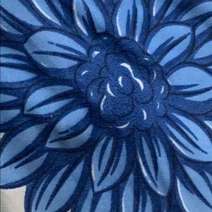 Meet your Posher, Nilsa